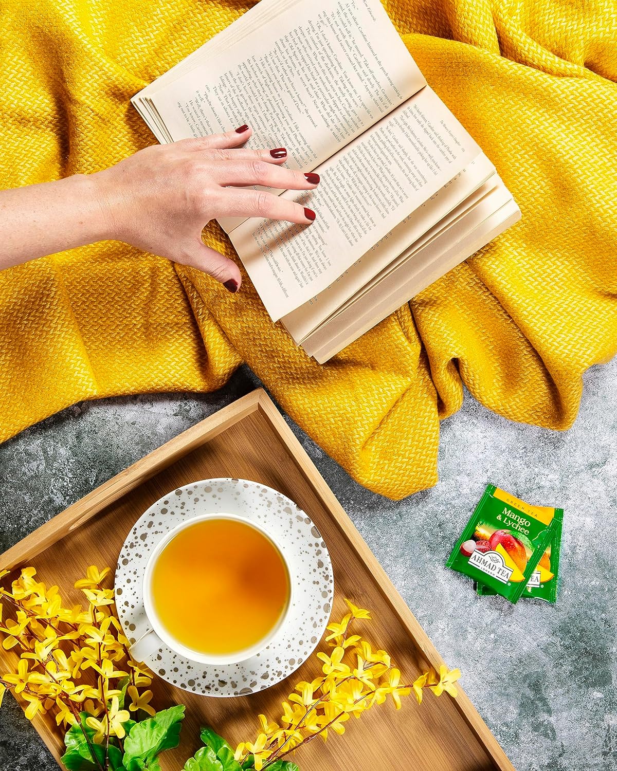 Ahmad Tea Green Tea, Mango & Lychee Teabags 6 pack